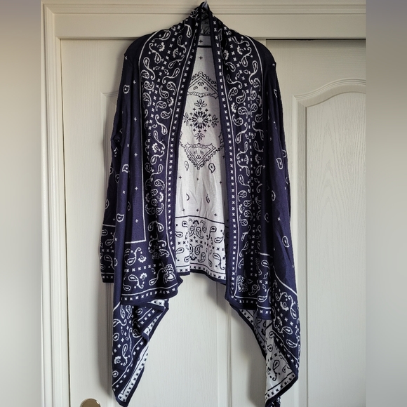 H&M Divided Navy Blue and White Paisley Long Duster Cardigan - Picture 6 of 8
